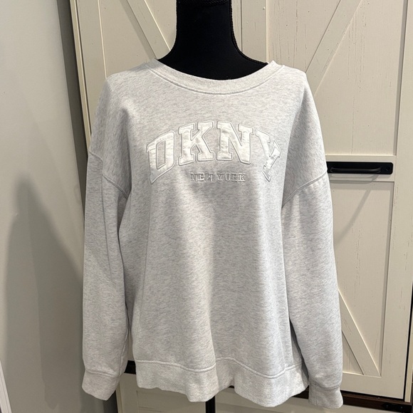 DKNY Sweatshirt Light Gray - Picture 4 of 7
